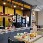 B&B Hotel Aix-En-Provence Pont De L\'Arc